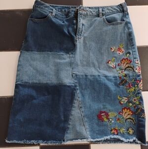 Sundance Patchwork Skirt 🍒 💙